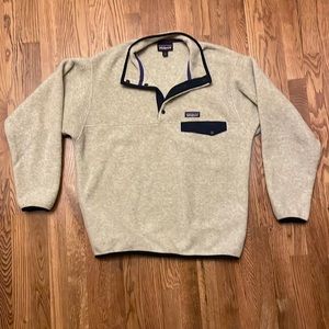Patagonia Beige and Black Lightweight Synchilla fleece